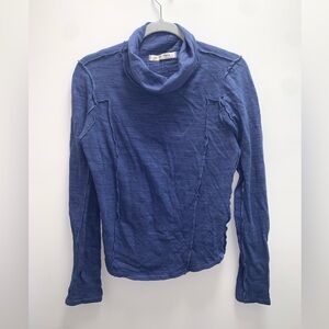 Free People Long Sleeve Mock Turtleneck Sweater Size Medium